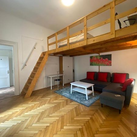 Ac With Free Parking At Acacia St, City Center Budapest Exterior foto