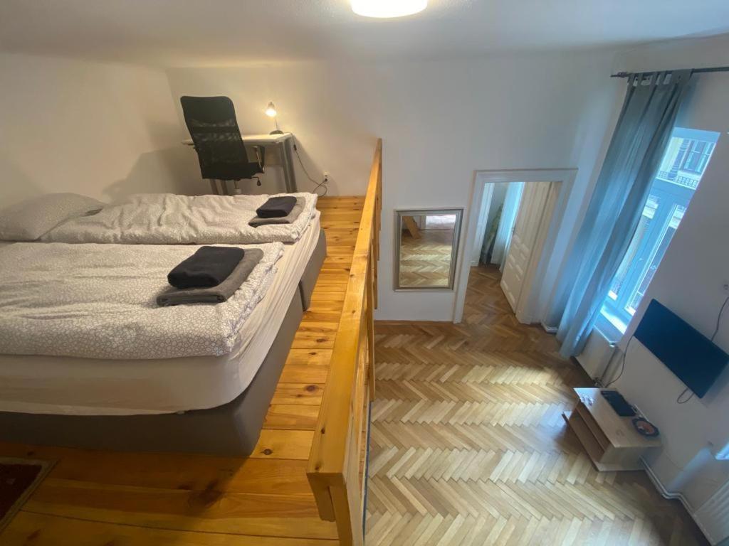 Ac With Free Parking At Acacia St, City Center Budapest Exterior foto
