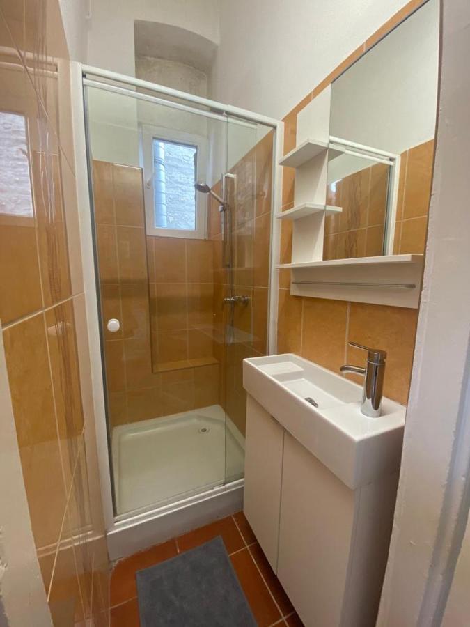Ac With Free Parking At Acacia St, City Center Budapest Exterior foto