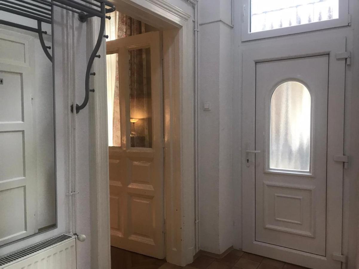 Ac With Free Parking At Acacia St, City Center Budapest Exterior foto